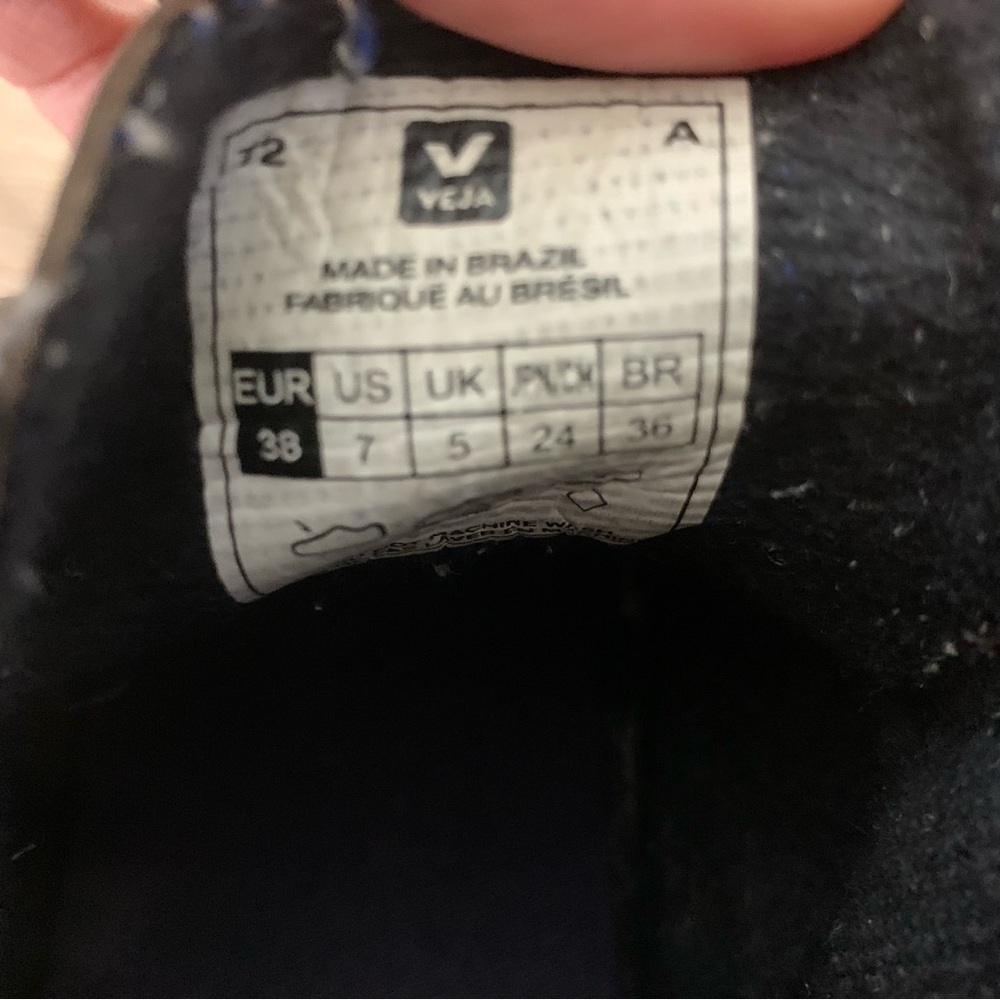 Veja Roraima Nubuck moon rock high top sneakers 7 - Picture 11 of 11